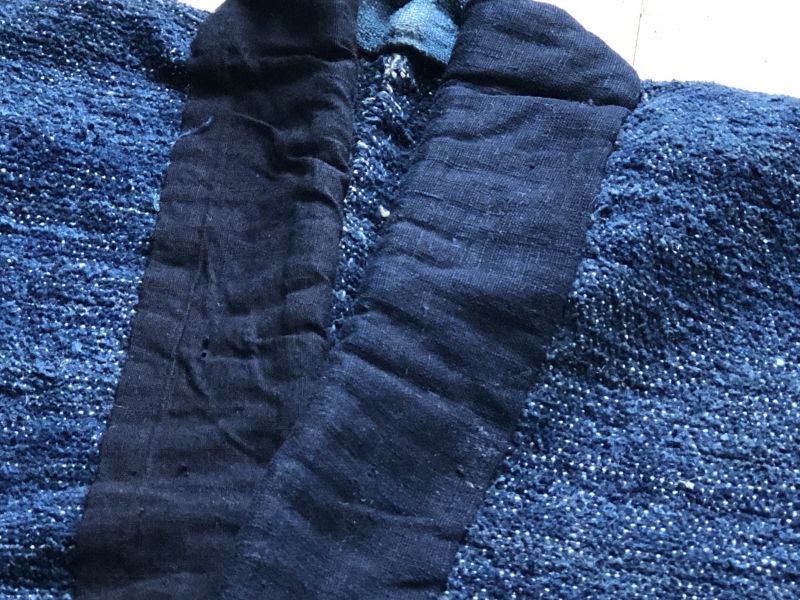 裂織り紙入り藍染木綿野良着 - 生活骨董と古布のアンティークショップ 