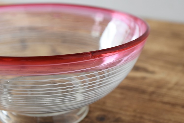 公式クリアランス ガラス鉢（大)　ハンドメイド　被せガラス 食器
