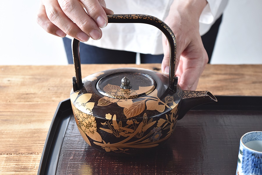 グリーン・ホワイト系 完成品♪ 豪華 骨董 漆 梨地金蒔絵 お膳 懐石膳