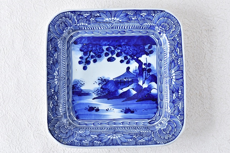 伊万里 染付 ベロ藍 風景画 線描き 四方皿 - 生活骨董と古布の