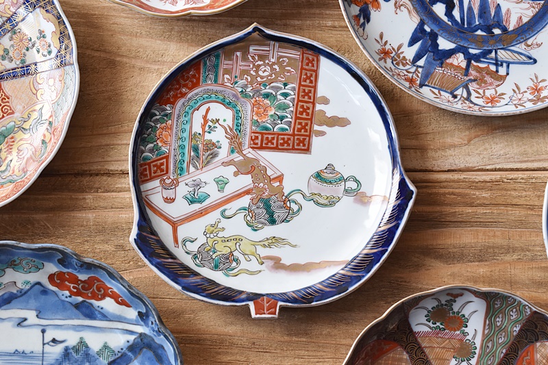 伊万里 色絵 唐獅子牡丹 桃型皿 - 生活骨董と古布のアンティーク 