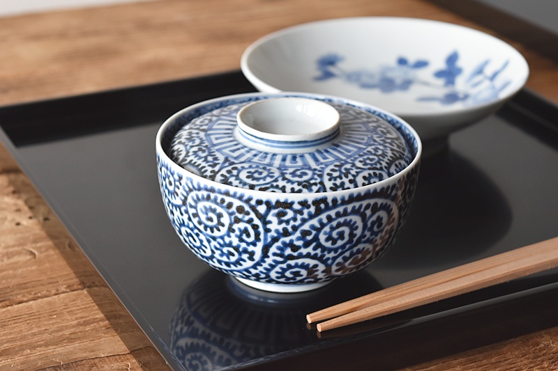 古伊万里 染付 蛸唐草 蓋付茶碗 奈良茶碗 - 生活骨董と古布の