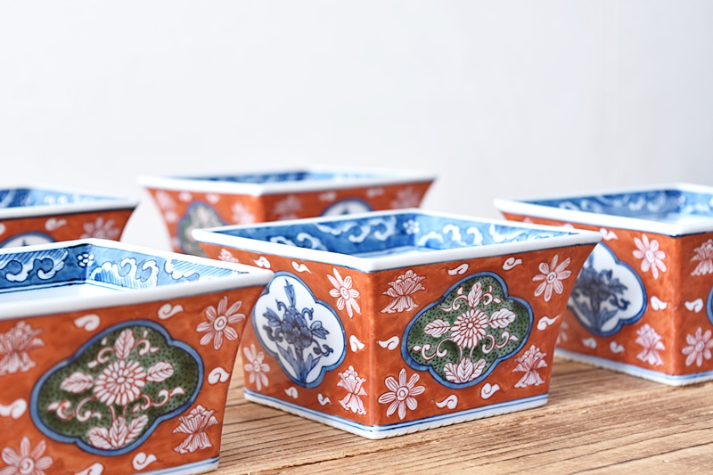 館林源右衛門 赤濃間取緑彩菊絵 角小鉢 5客セット - 生活骨董と古布の