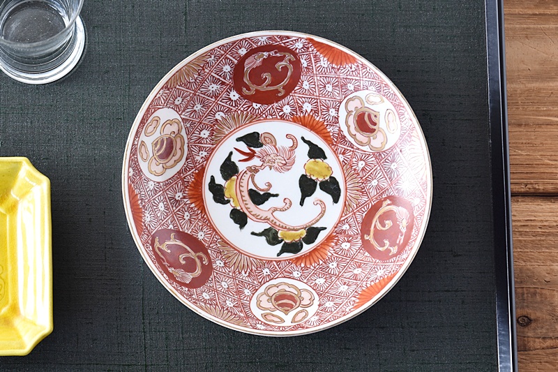 p561