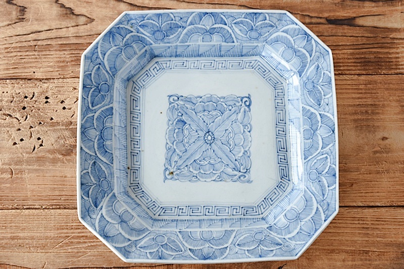 p569